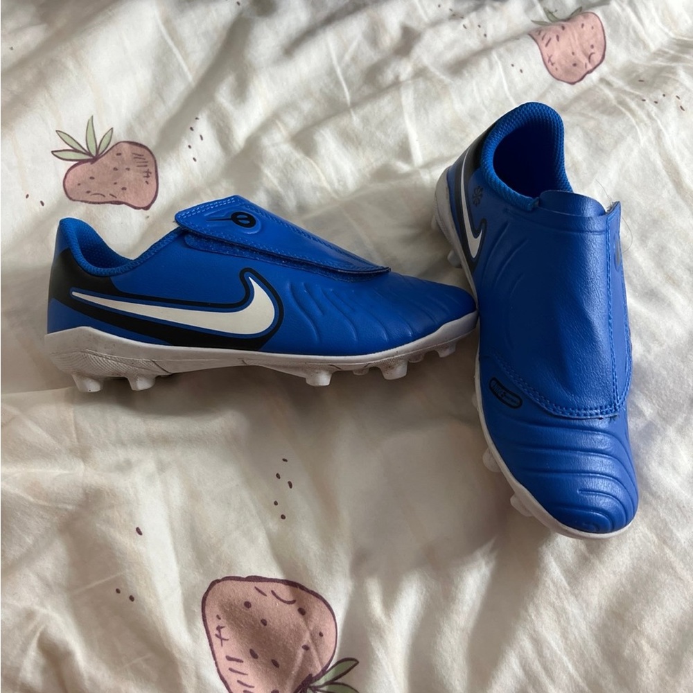 Nike Kids Blue Soccer Sneakers